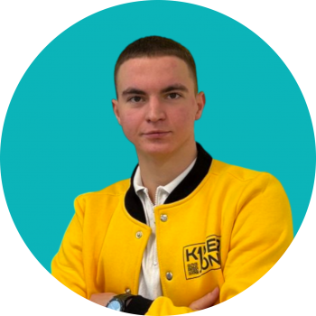 Иван Г - КИБЕРшкола программирования для детей, компьютерные курсы для школьников, начинающих и подростков - KIBERone г. Москва